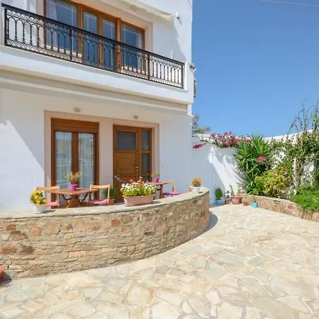 Vaso's Studio 2 In Naxos Town Apartment *