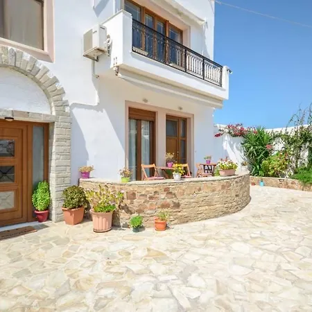 Vaso's Studio 2 In Naxos Town *